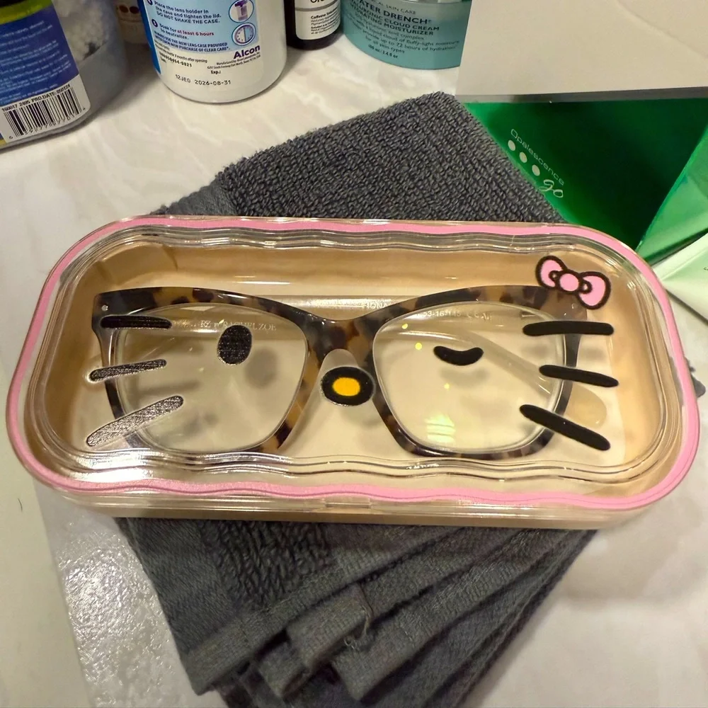 Kuromi‎ Glasses Case